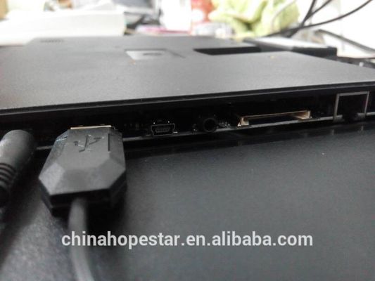 18.5インチ TFT アンドロイド広告プレーヤー 0.297mm ピクセルピッチと室内および室外使用のためのアルミケース